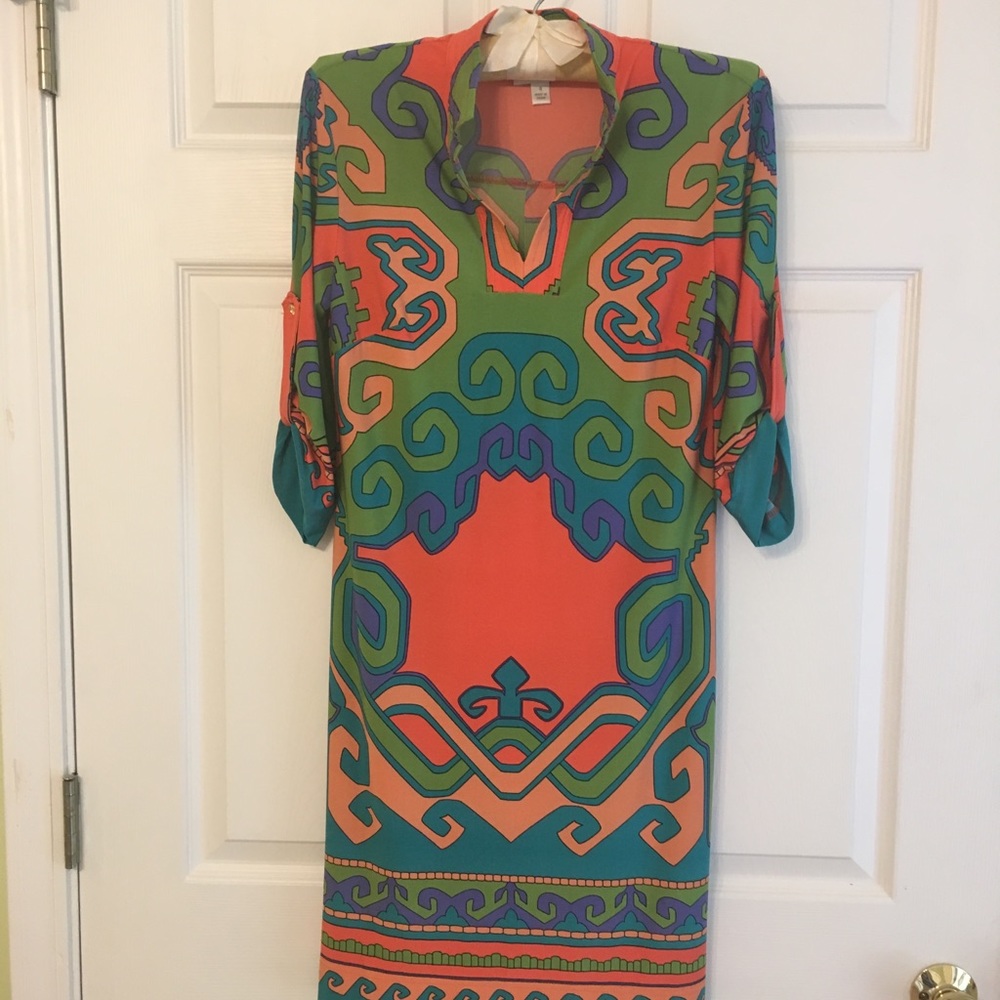 Donna Morgan dress.